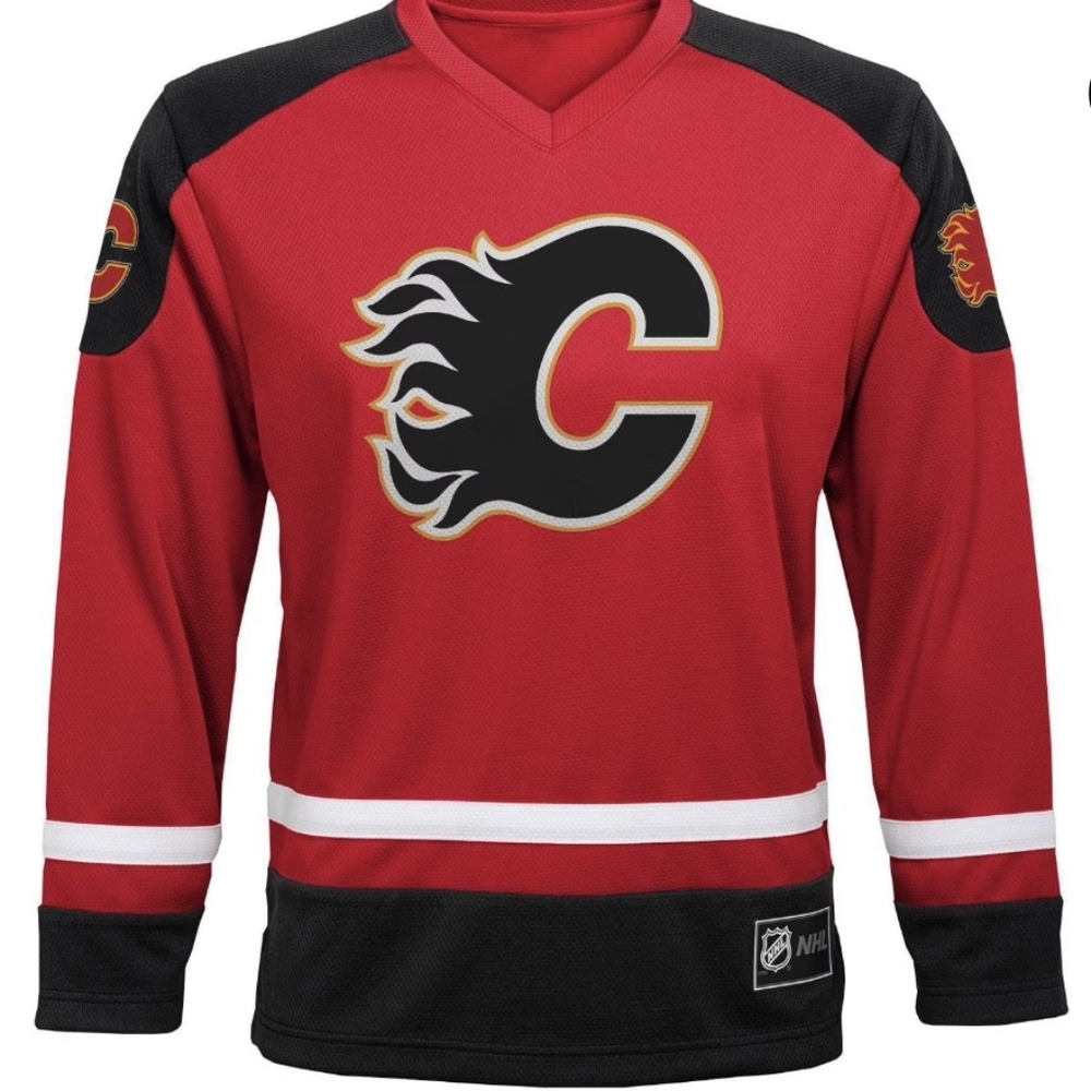 Calgary Flames Youth L XL jersey